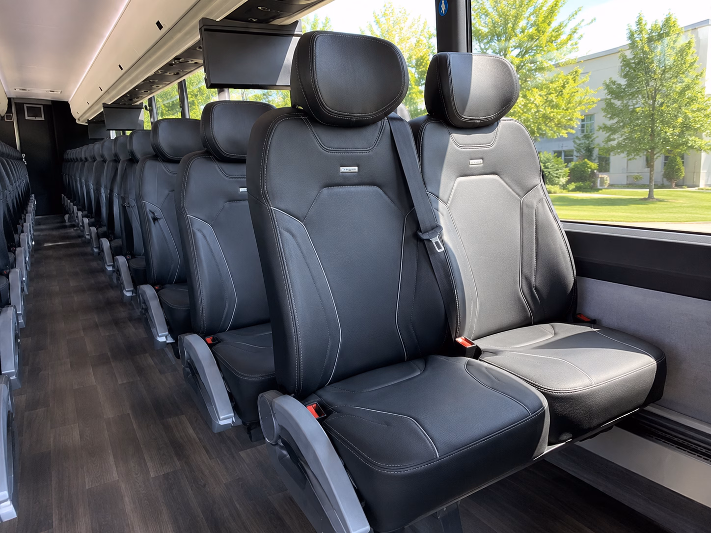 college tour charter buses to university of colorado colorado springs community college of aurora and beyond